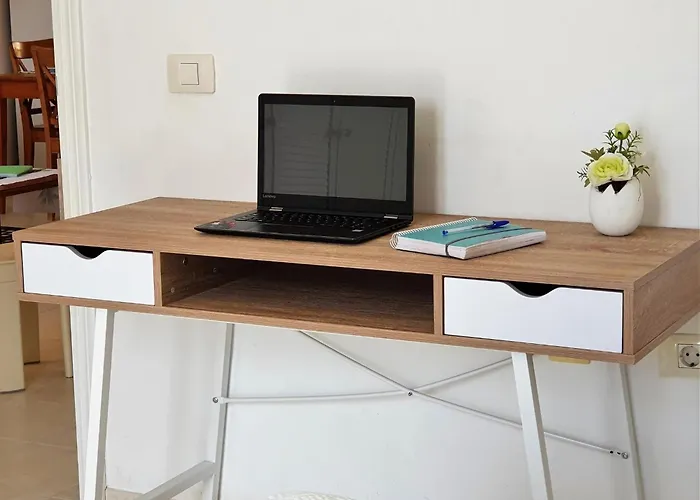 Bahia Alba Адехе